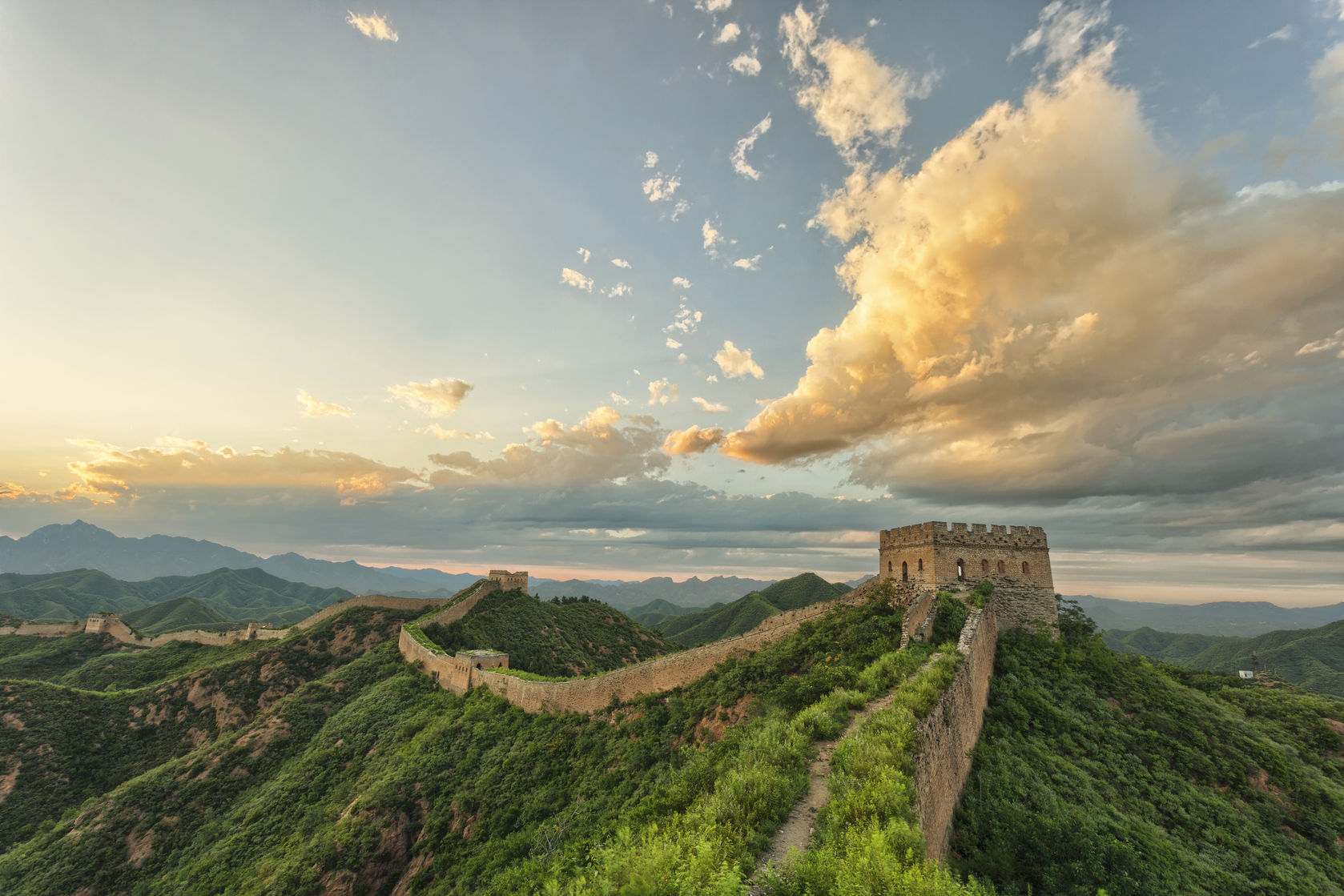 35627385 - skyline and great wall